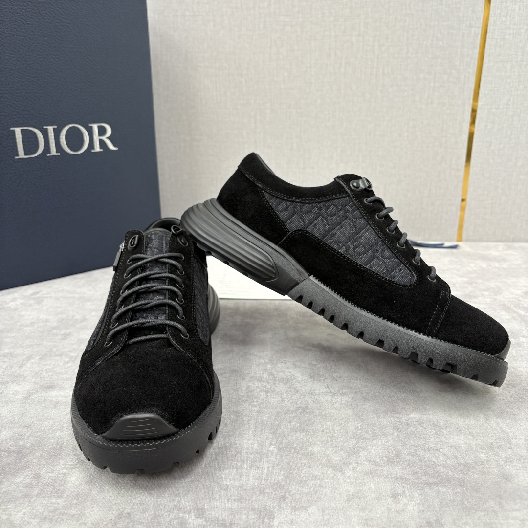 💋💍CD家新品 迪-奥 Dio* Combat 德比鞋 官方 9,400 这款休闲鞋呈现时尚设计与运动元