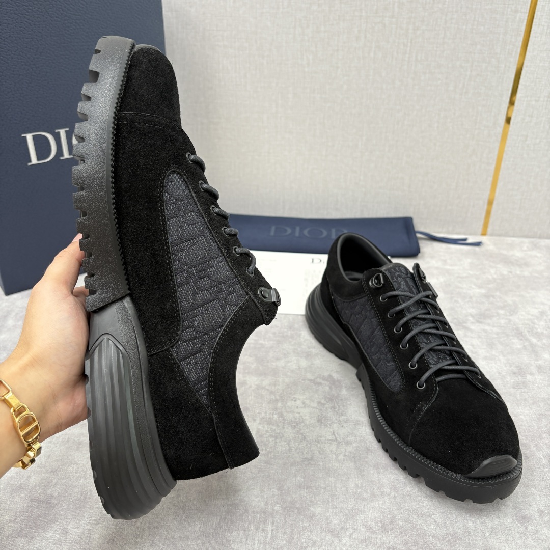 💋💍CD家新品 迪-奥 Dio* Combat 德比鞋 官方 9,400 这款休闲鞋呈现时尚设计与运动元
