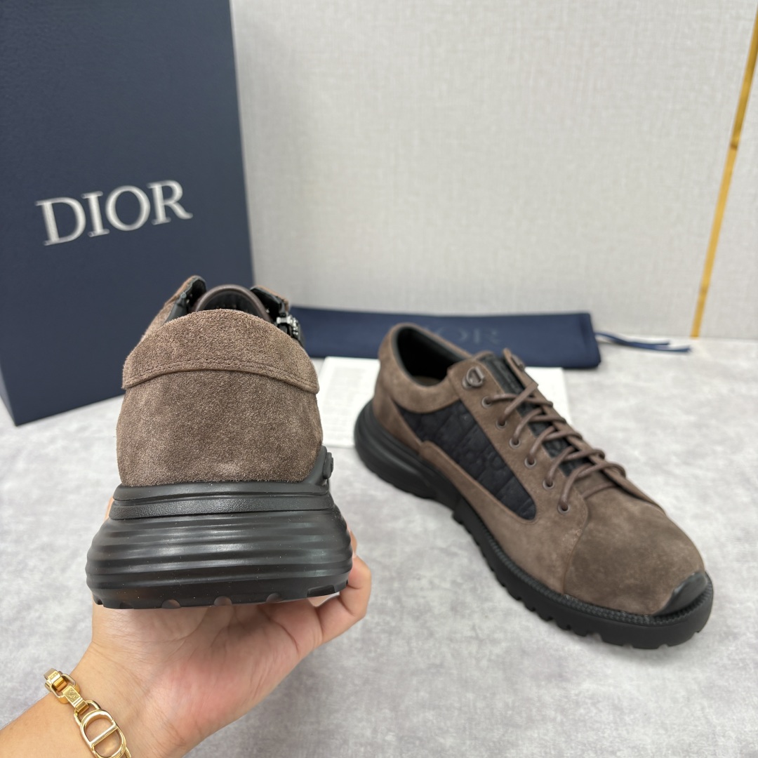 💋💍CD家新品 迪-奥 Dio* Combat 德比鞋 官方 9,400 这款休闲鞋呈现时尚设计与运动元