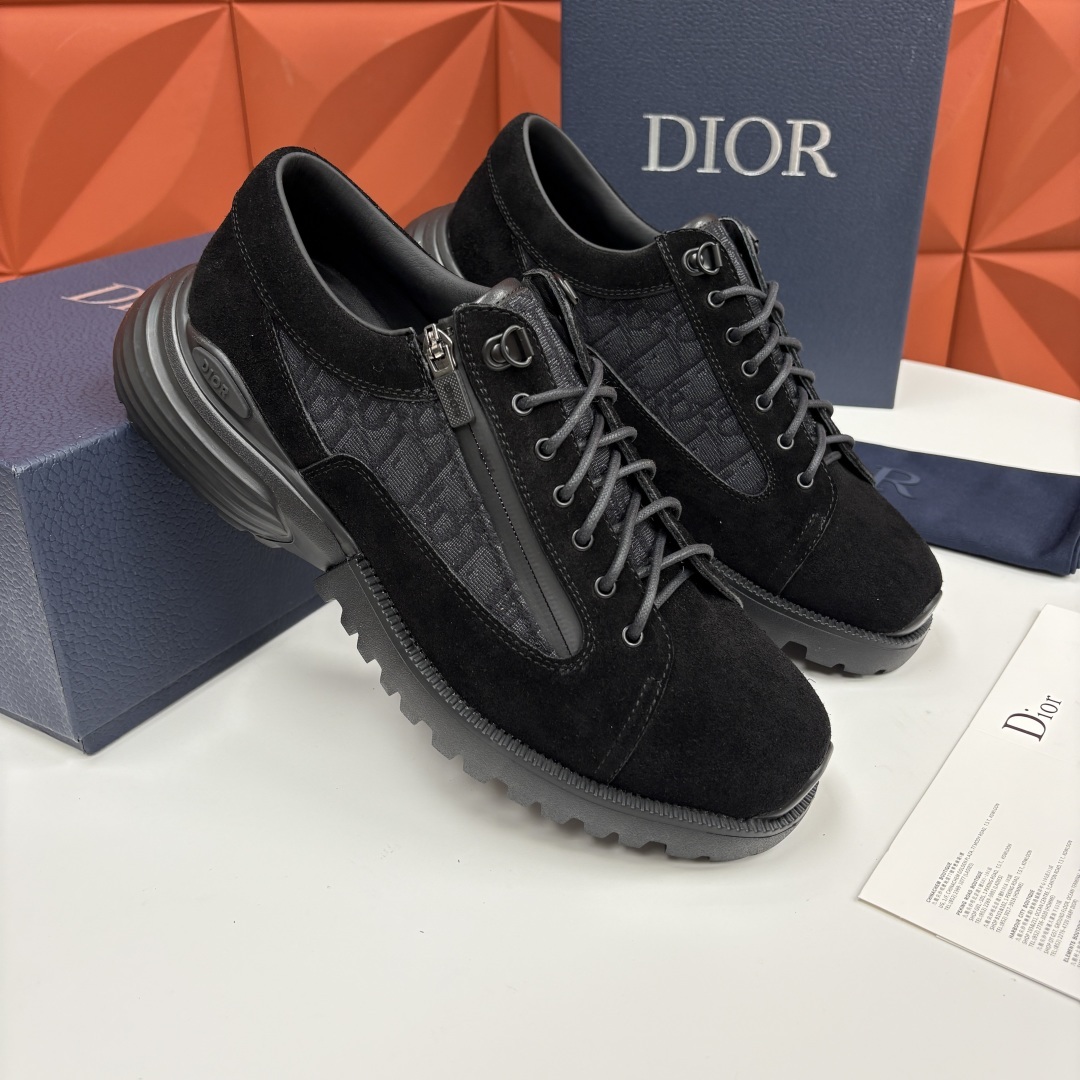 💋💍CD家新品 迪-奥 Dio* Combat 德比鞋 官方 9,400 这款休闲鞋呈现时尚设计与运动元