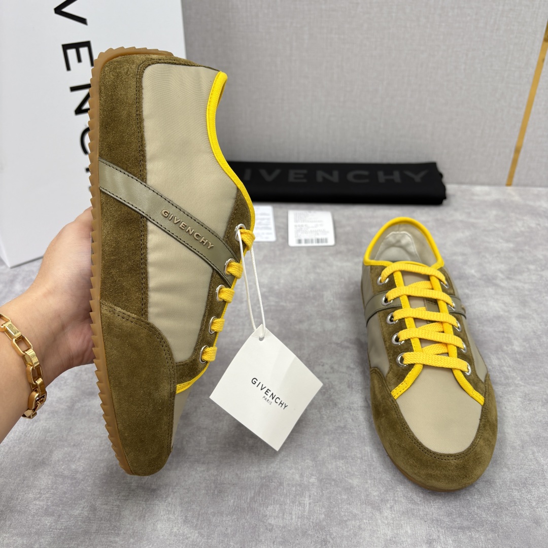 💋💍GIV家新品 纪梵-希 GIVENCH* Slim系列低帮拼色运动鞋 官方 5,990 这款休闲鞋，