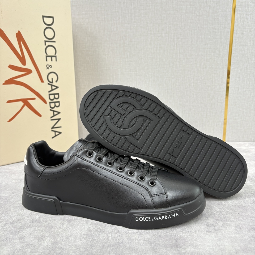 💋💍D &G 杜嘉-班纳(Dolce & Gabban*) Portofino 运动鞋板鞋系列设计 采用
