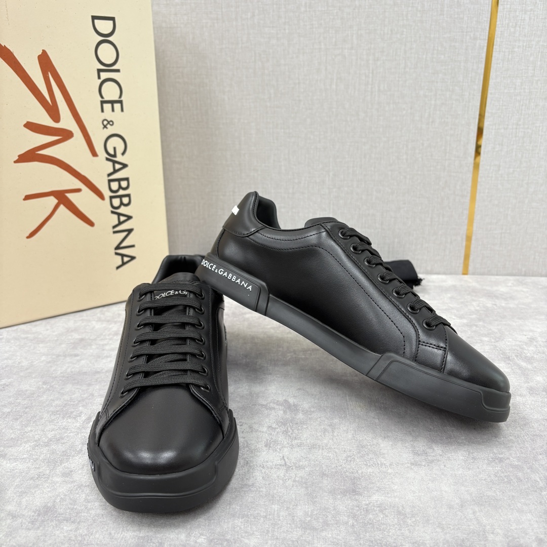 💋💍D &G 杜嘉-班纳(Dolce & Gabban*) Portofino 运动鞋板鞋系列设计 采用