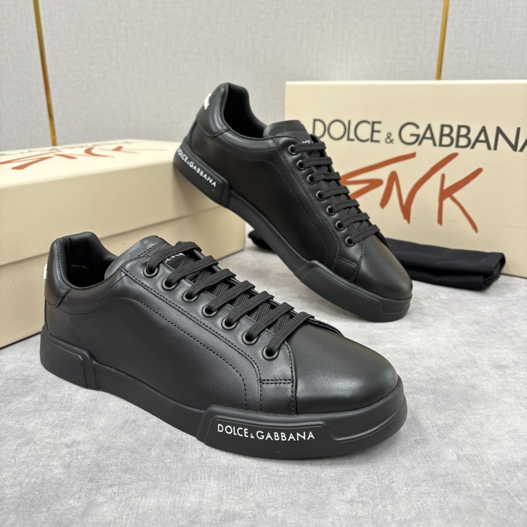💋💍D &G 杜嘉-班纳(Dolce & Gabban*) Portofino 运动鞋板鞋系列设计 采用