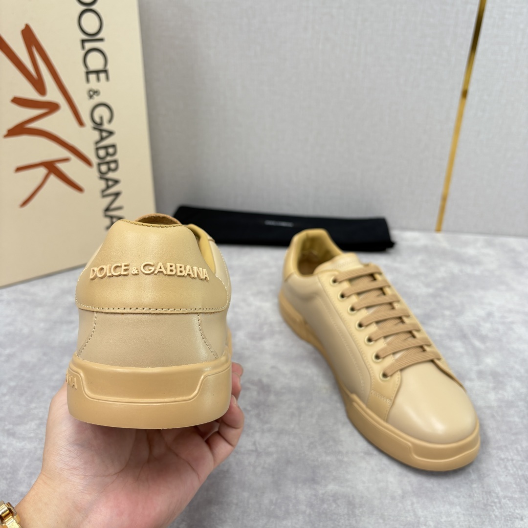 💋💍D &G 杜嘉-班纳(Dolce & Gabban*) Portofino 运动鞋板鞋系列设计 采用