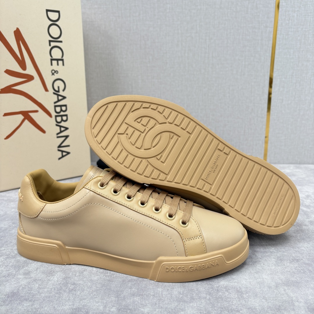 💋💍D &G 杜嘉-班纳(Dolce & Gabban*) Portofino 运动鞋板鞋系列设计 采用