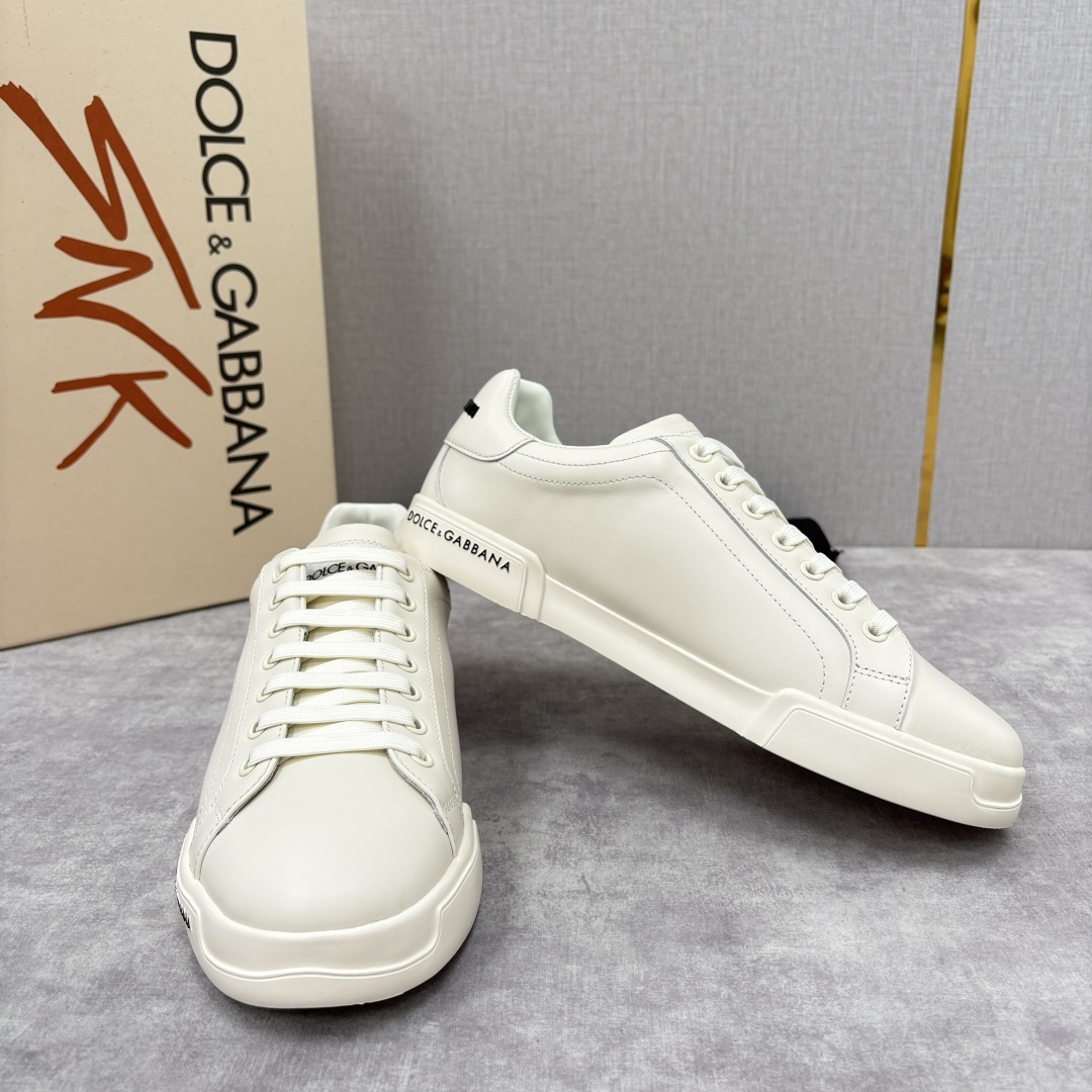 💋💍D &G 杜嘉-班纳(Dolce & Gabban*) Portofino 运动鞋板鞋系列设计 采用