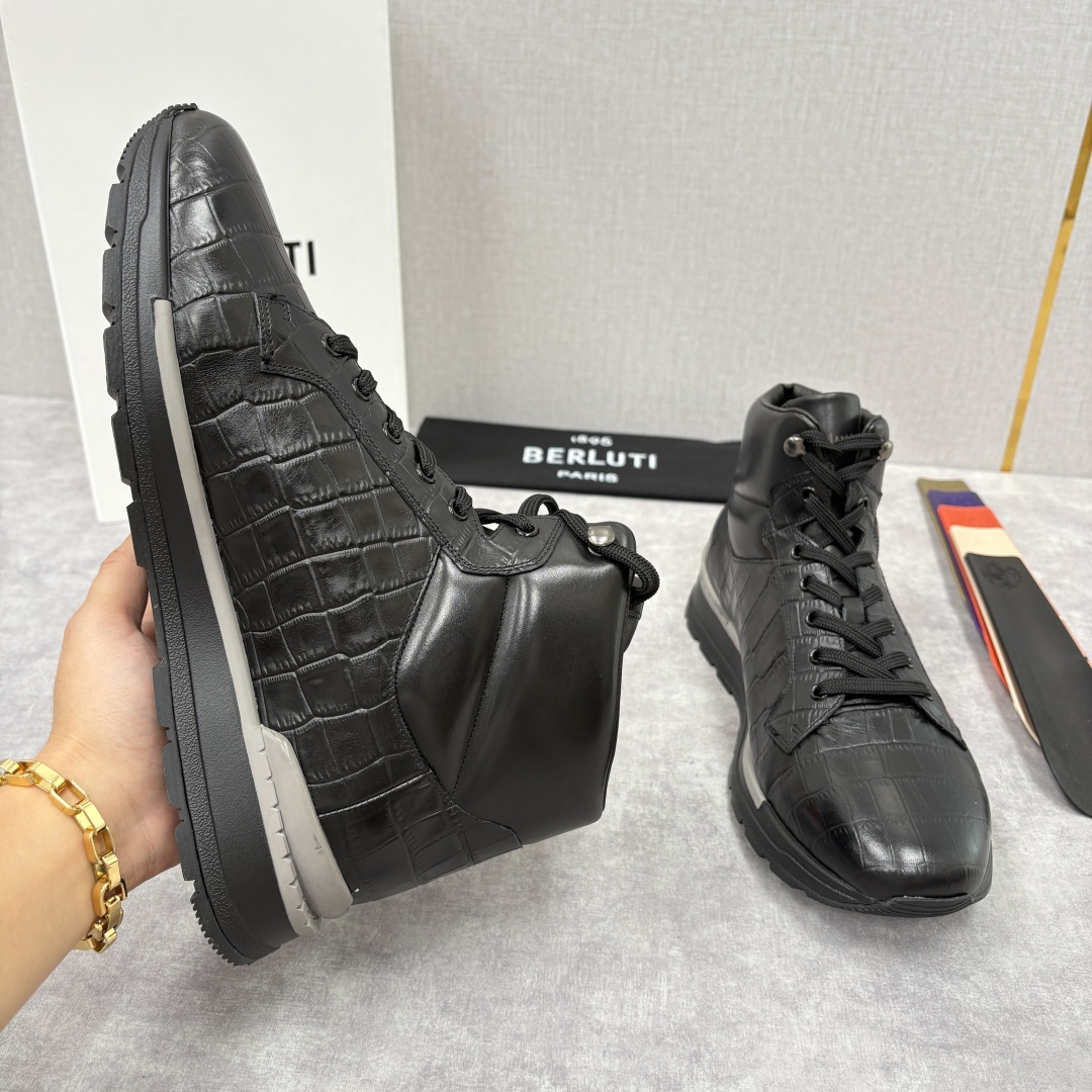 💋💍Berlut* 布鲁提 升级版第四代私模大底 Fast Track皮革高帮运动鞋 鞋面采用头层压纹皮