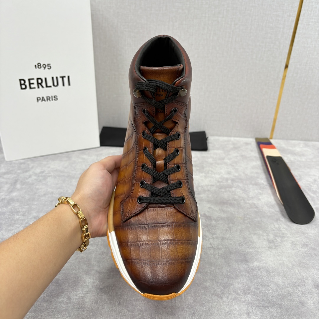 💋💍Berlut* 布鲁提 升级版第四代私模大底 Fast Track皮革高帮运动鞋 鞋面采用头层压纹皮