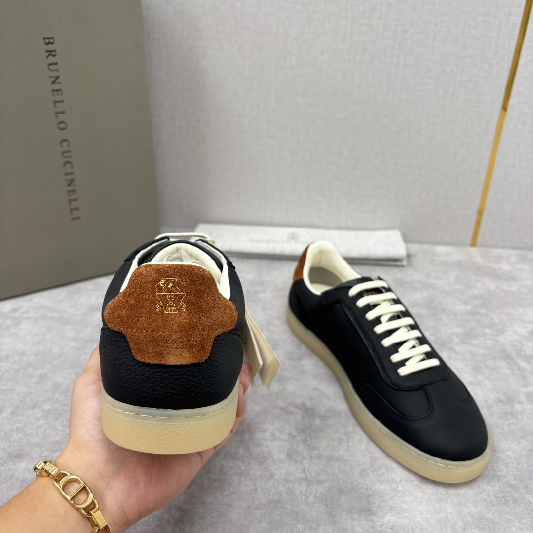 💋💍BC家 Brunello Cucinell* 低调奢华款 新品男款板鞋出货! 此款平底运动鞋面料采用
