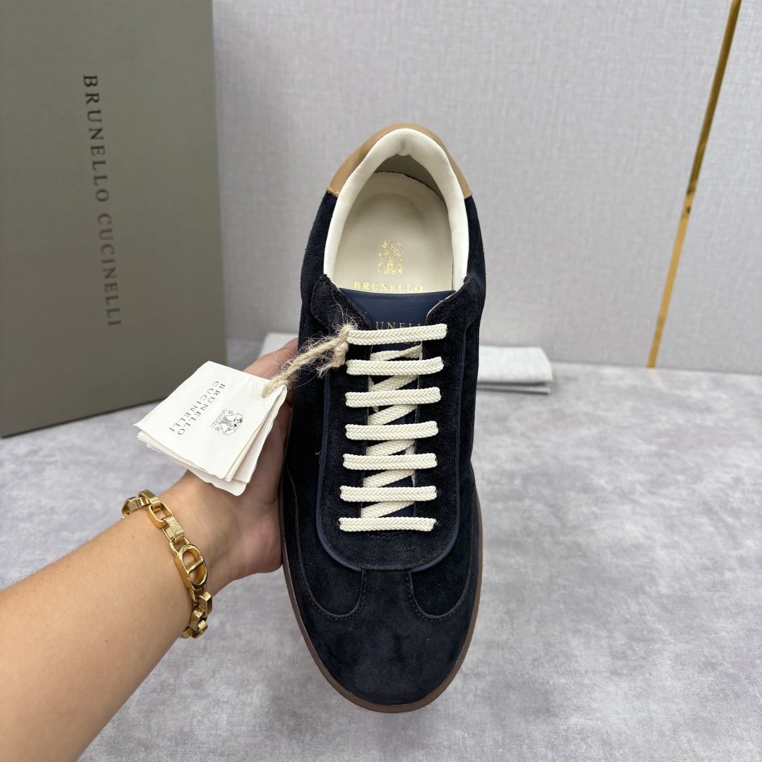 💋💍BC家 Brunello Cucinell* 低调奢华款 新品男款板鞋出货! 此款平底运动鞋面料采用