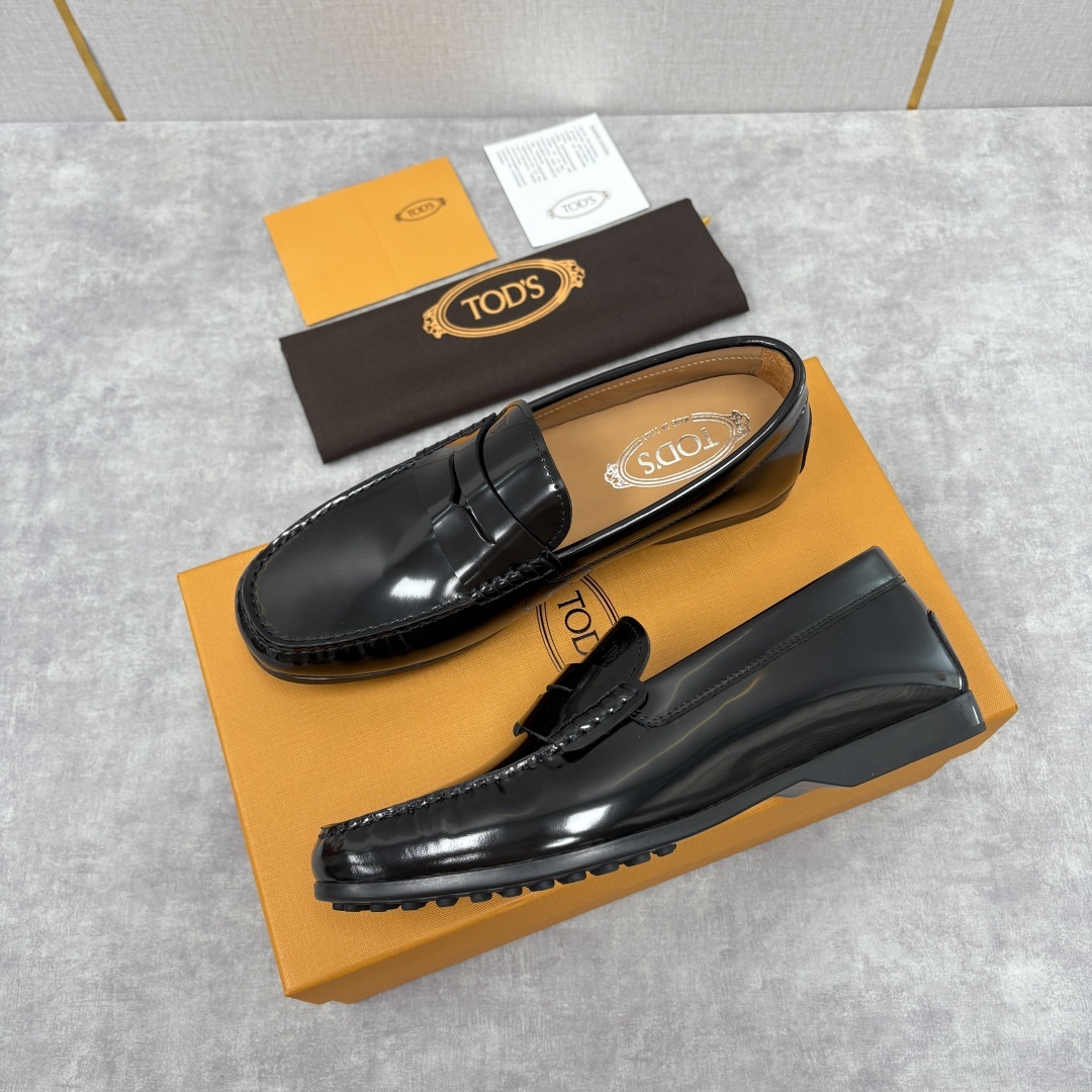 💋💍TOD*S 托德-斯 新品豆豆底乐福鞋系列 意式匠心与舒适美学的融合 TOD*S 作为意大利奢华皮具