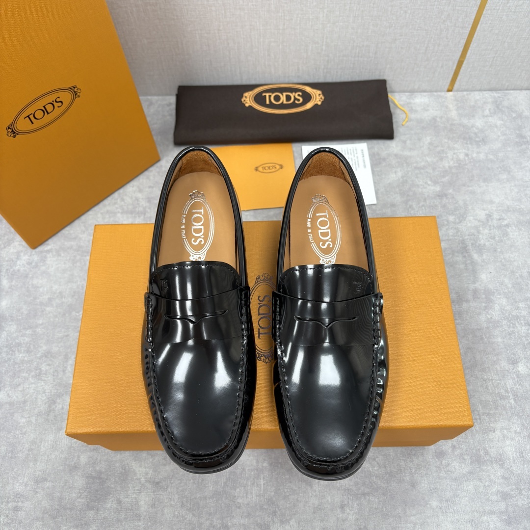 💋💍TOD*S 托德-斯 新品豆豆底乐福鞋系列 意式匠心与舒适美学的融合 TOD*S 作为意大利奢华皮具