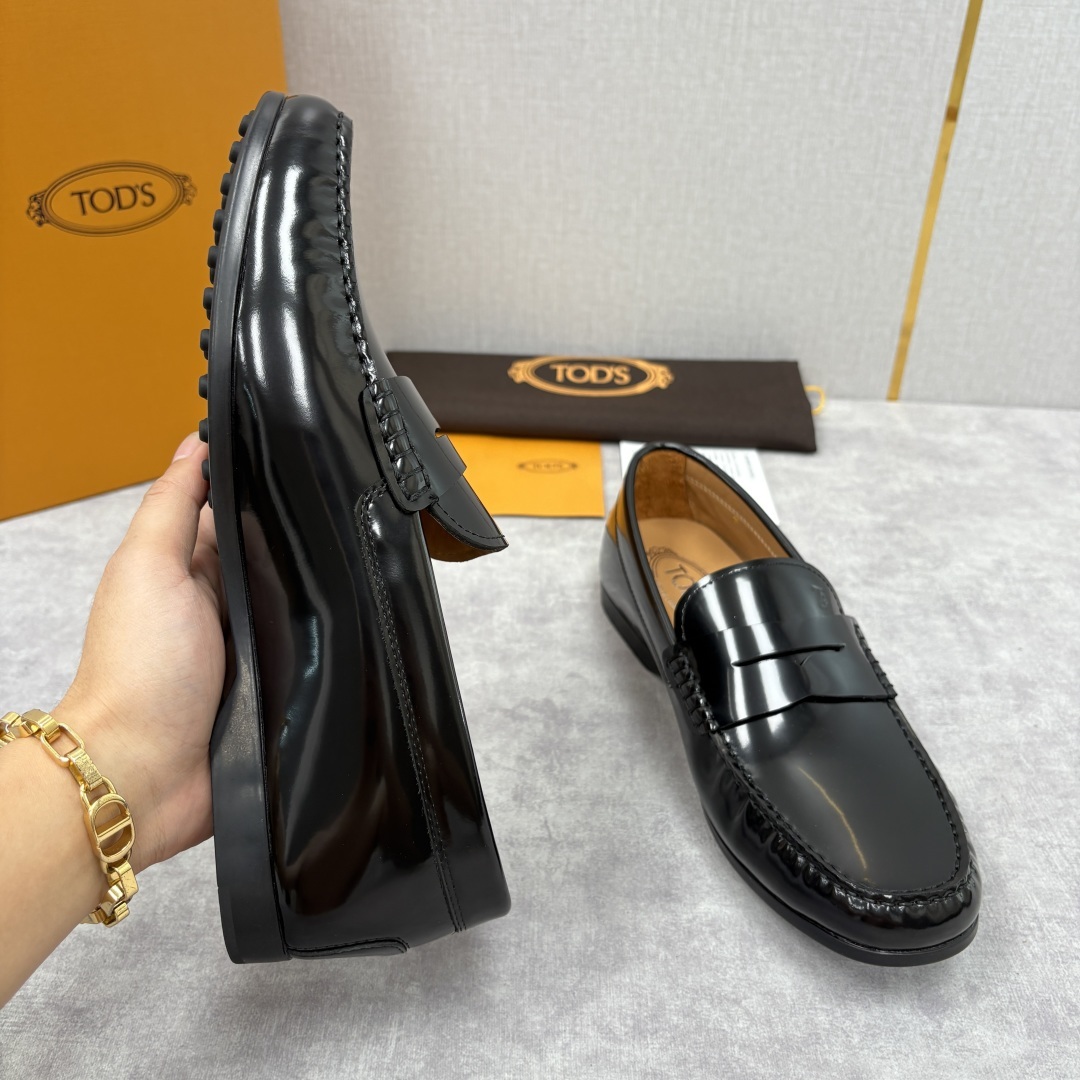 💋💍TOD*S 托德-斯 新品豆豆底乐福鞋系列 意式匠心与舒适美学的融合 TOD*S 作为意大利奢华皮具