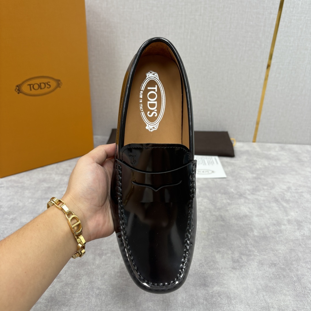 💋💍TOD*S 托德-斯 新品豆豆底乐福鞋系列 意式匠心与舒适美学的融合 TOD*S 作为意大利奢华皮具