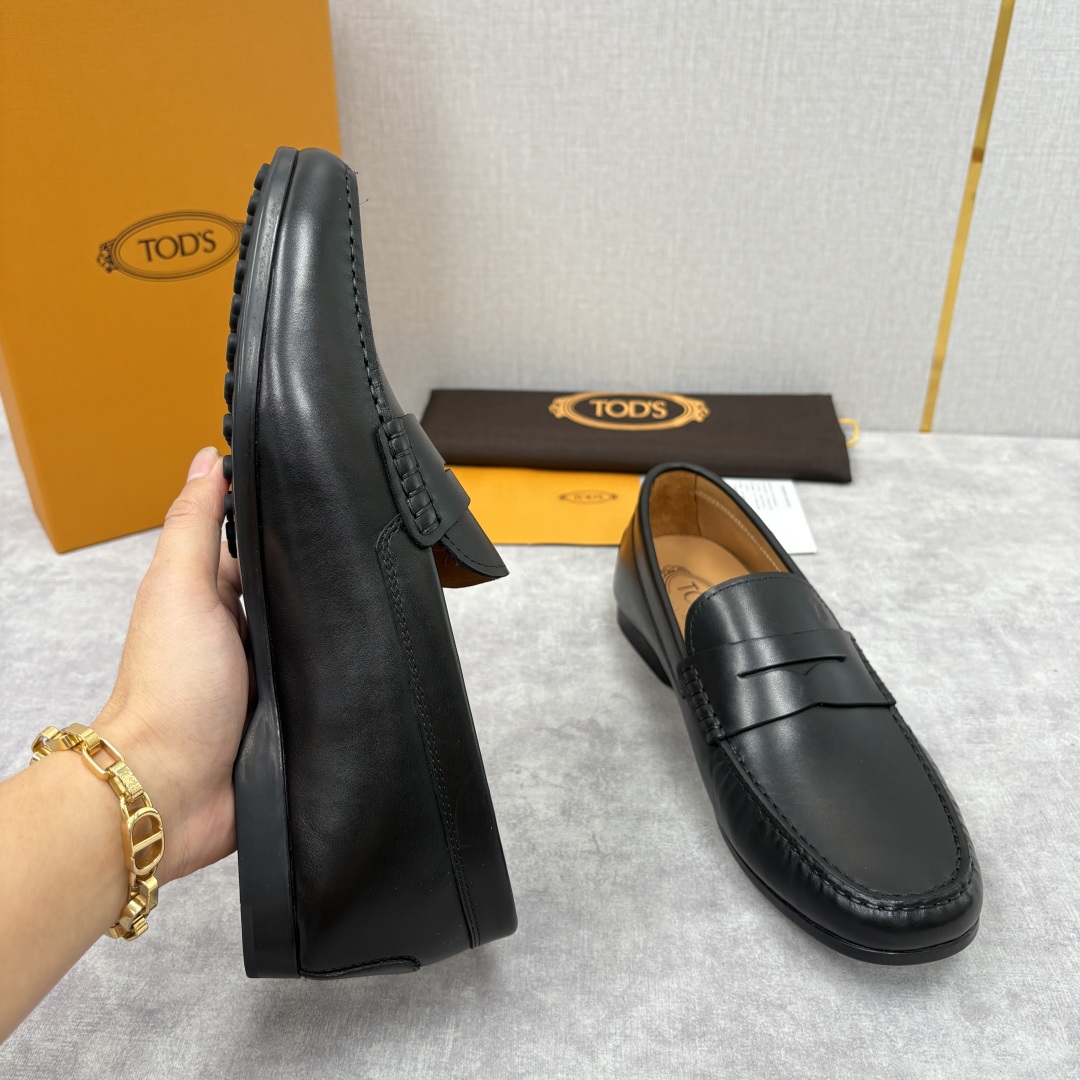 💋💍TOD*S 托德-斯 新品豆豆底乐福鞋系列 意式匠心与舒适美学的融合 TOD*S 作为意大利奢华皮具