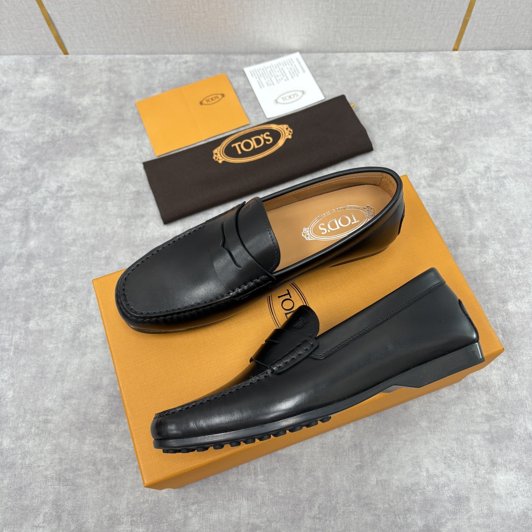 💋💍TOD*S 托德-斯 新品豆豆底乐福鞋系列 意式匠心与舒适美学的融合 TOD*S 作为意大利奢华皮具
