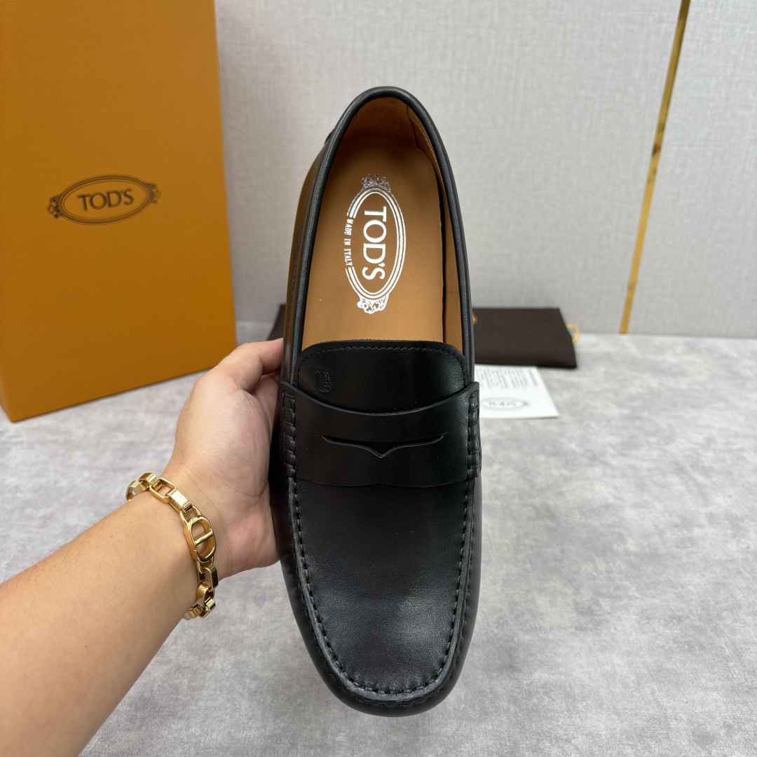 💋💍TOD*S 托德-斯 新品豆豆底乐福鞋系列 意式匠心与舒适美学的融合 TOD*S 作为意大利奢华皮具