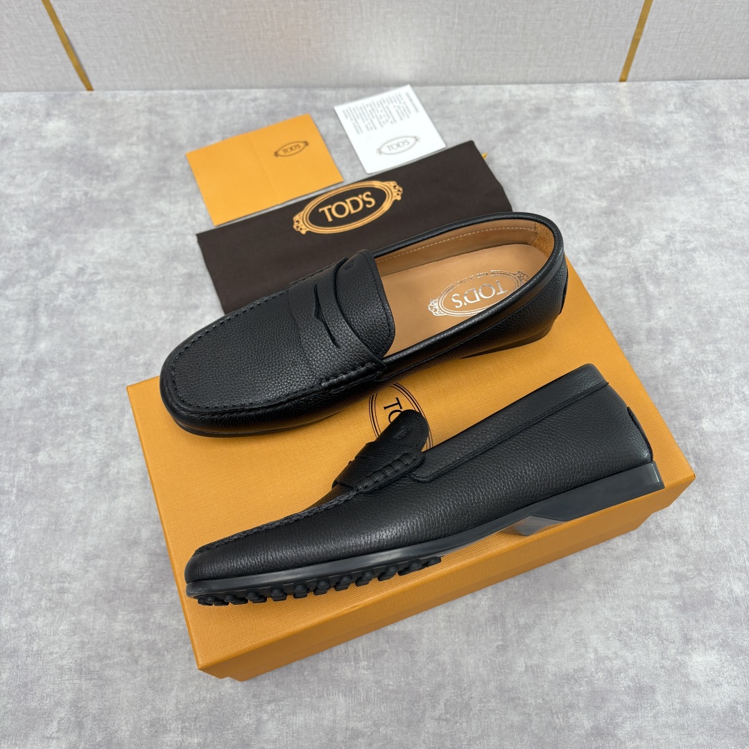 💋💍TOD*S 托德-斯 新品豆豆底乐福鞋系列 意式匠心与舒适美学的融合 TOD*S 作为意大利奢华皮具