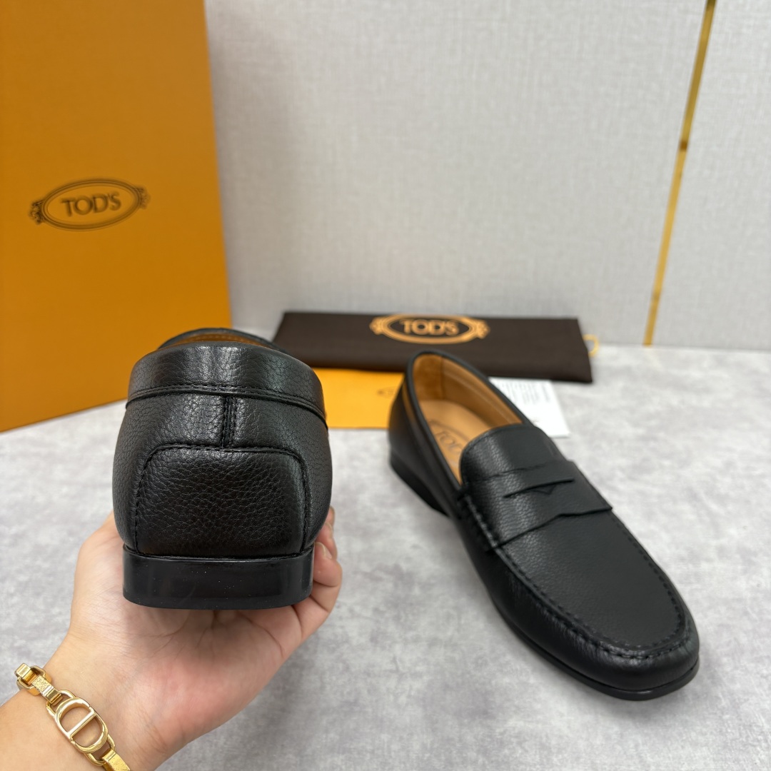 💋💍TOD*S 托德-斯 新品豆豆底乐福鞋系列 意式匠心与舒适美学的融合 TOD*S 作为意大利奢华皮具