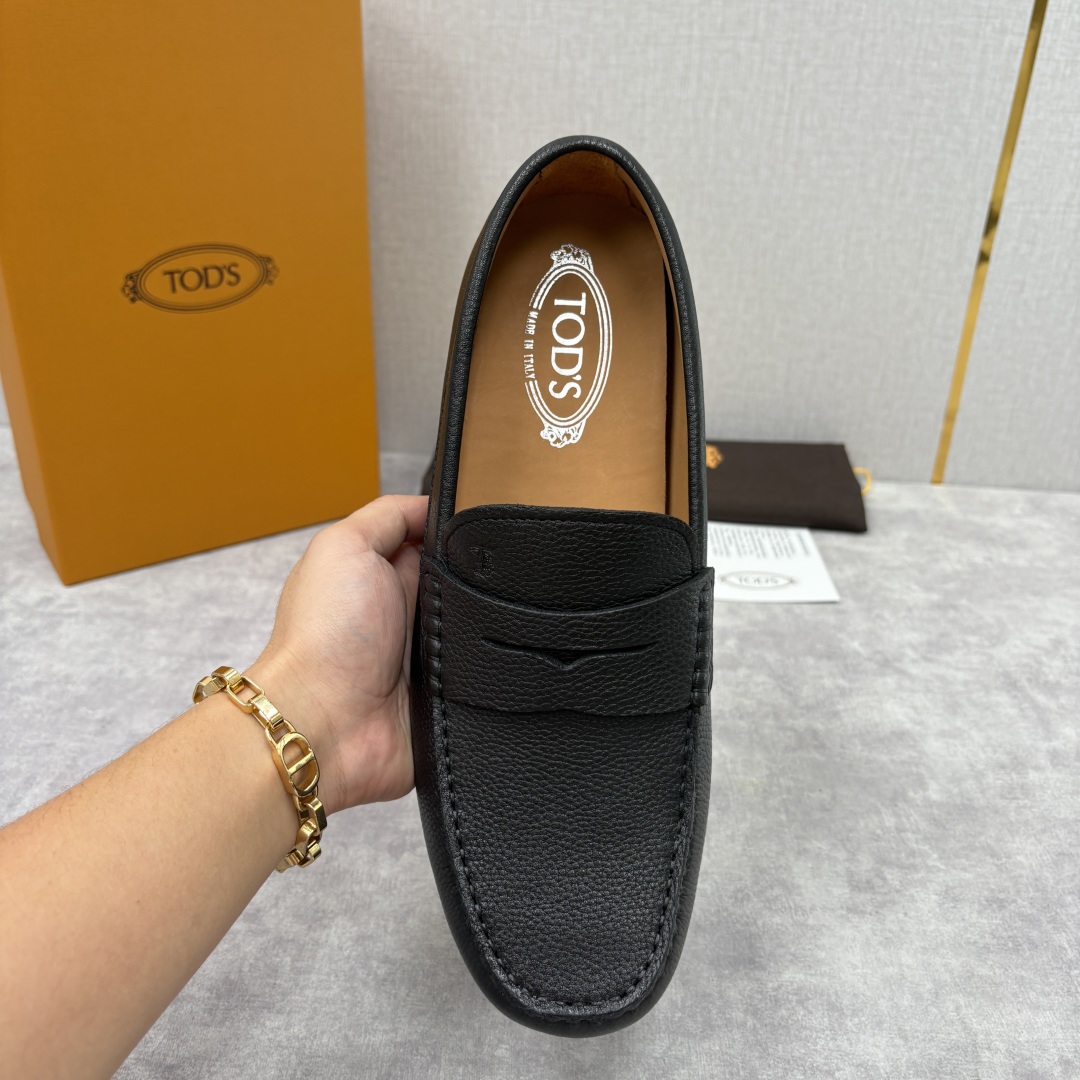 💋💍TOD*S 托德-斯 新品豆豆底乐福鞋系列 意式匠心与舒适美学的融合 TOD*S 作为意大利奢华皮具