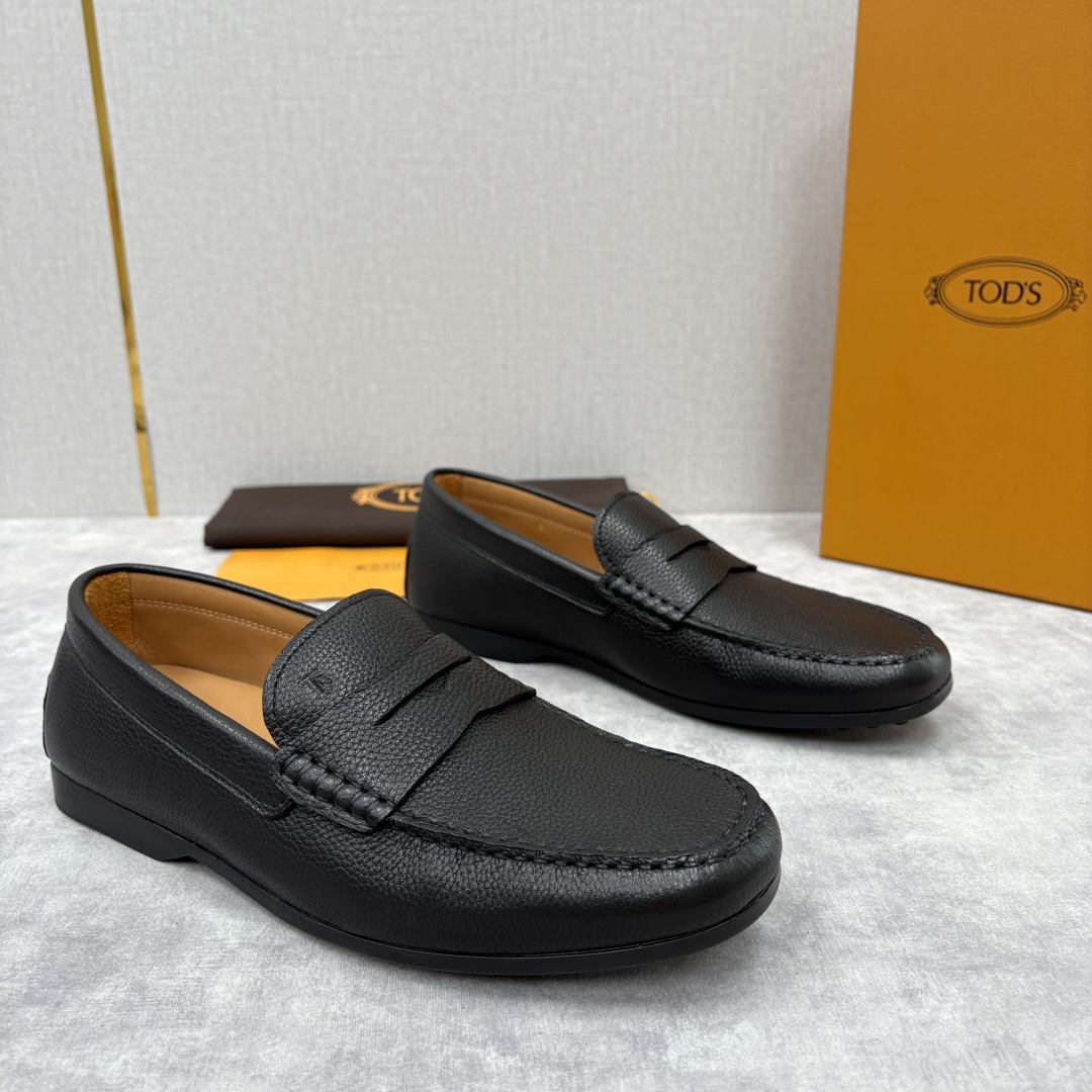 💋💍TOD*S 托德-斯 新品豆豆底乐福鞋系列 意式匠心与舒适美学的融合 TOD*S 作为意大利奢华皮具