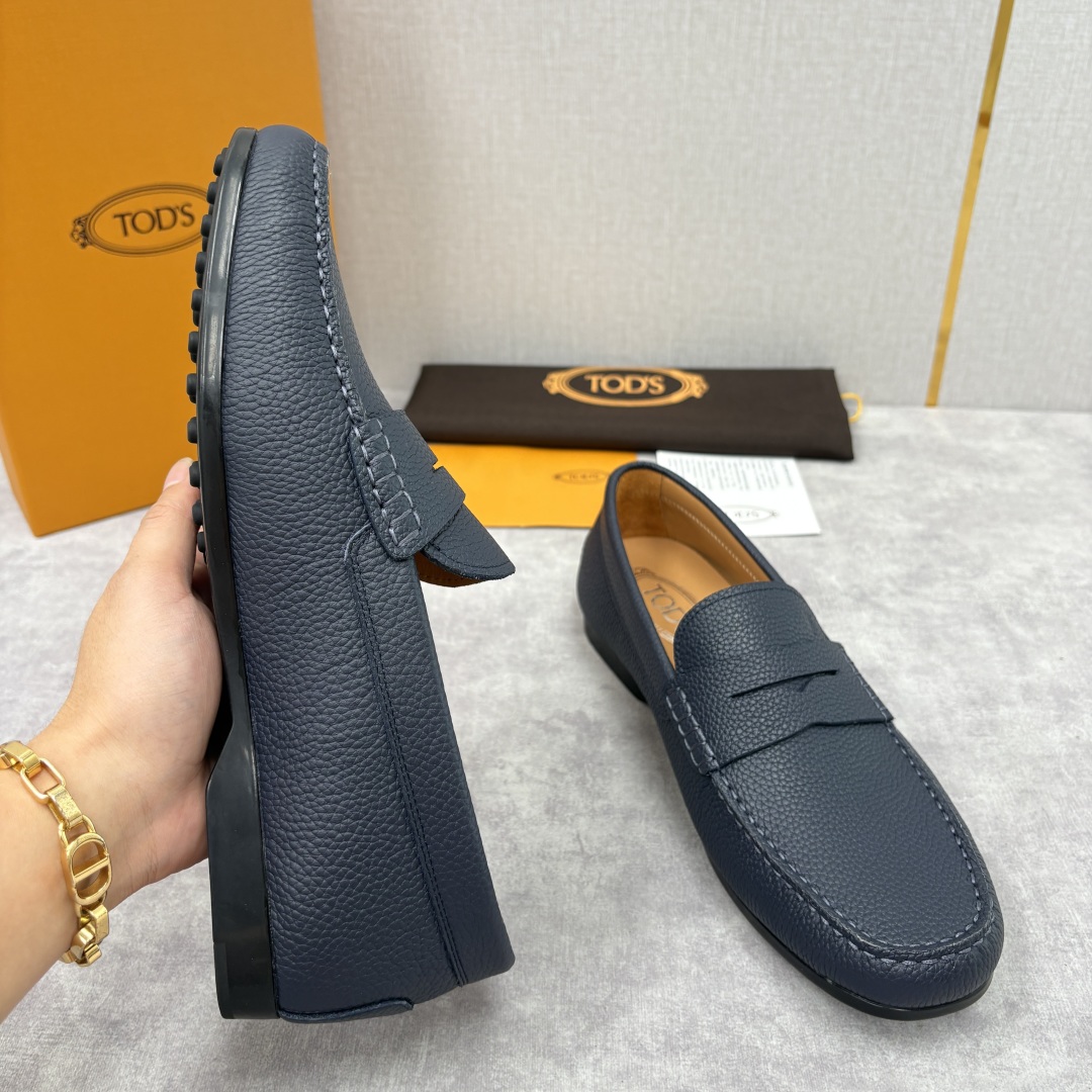 💋💍TOD*S 托德-斯 新品豆豆底乐福鞋系列 意式匠心与舒适美学的融合 TOD*S 作为意大利奢华皮具