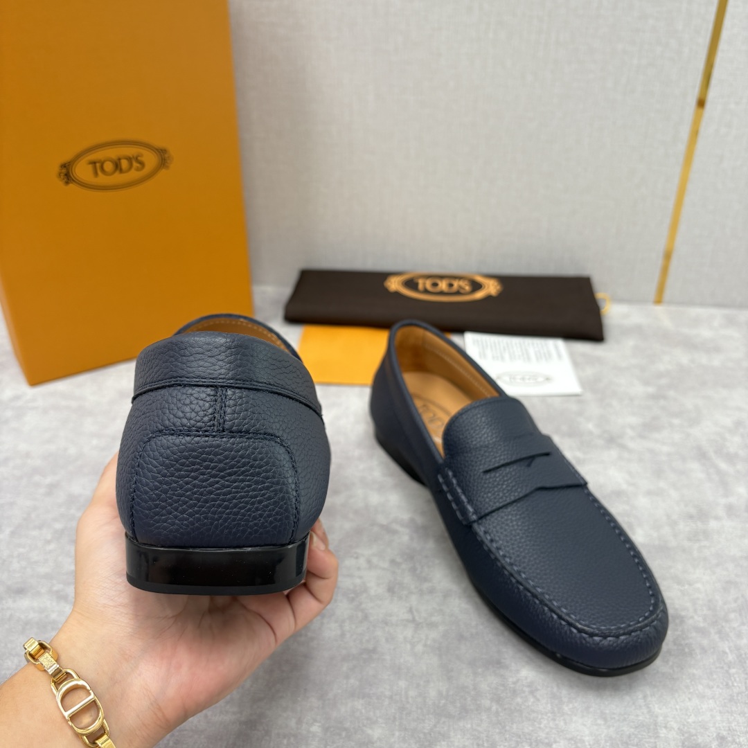 💋💍TOD*S 托德-斯 新品豆豆底乐福鞋系列 意式匠心与舒适美学的融合 TOD*S 作为意大利奢华皮具
