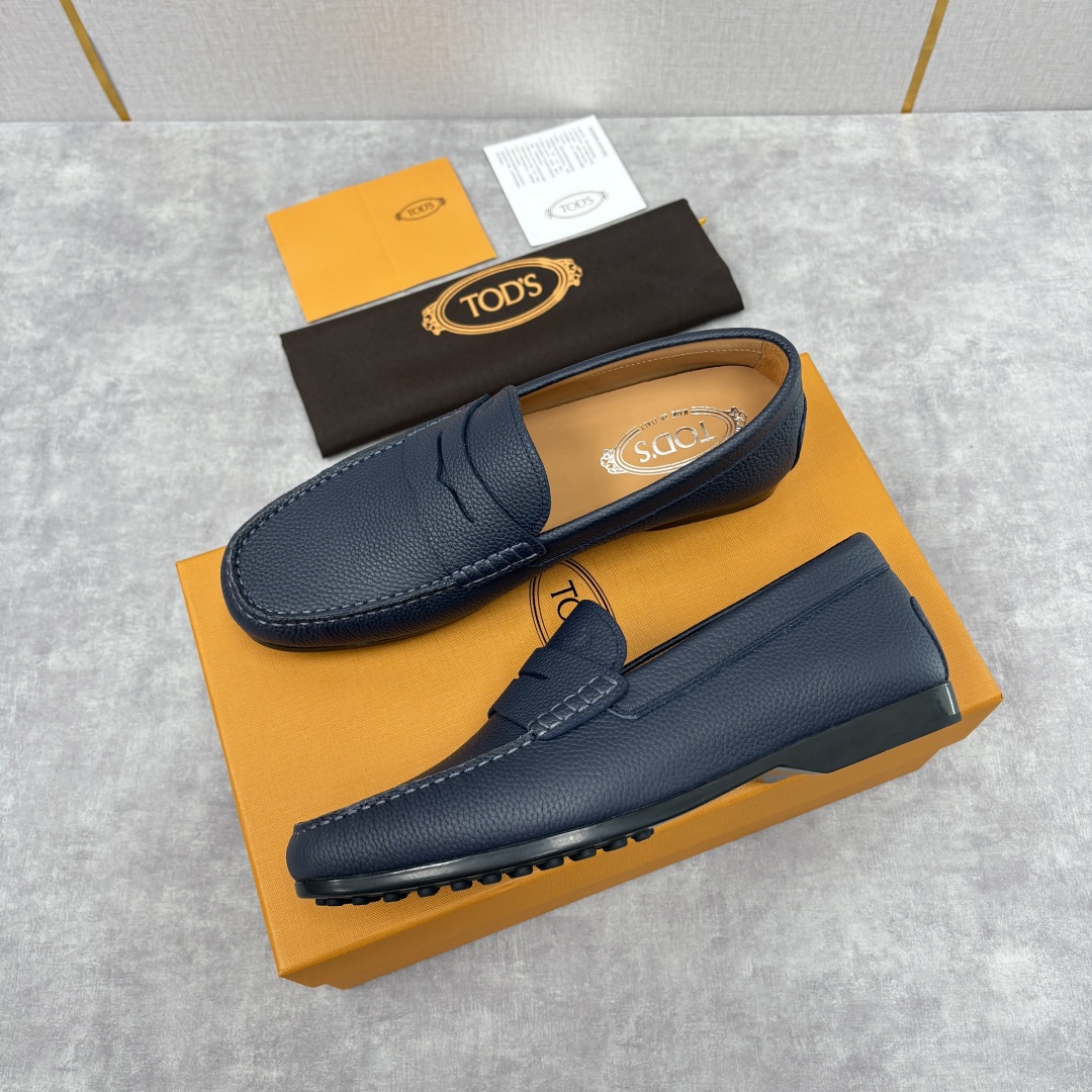 💋💍TOD*S 托德-斯 新品豆豆底乐福鞋系列 意式匠心与舒适美学的融合 TOD*S 作为意大利奢华皮具