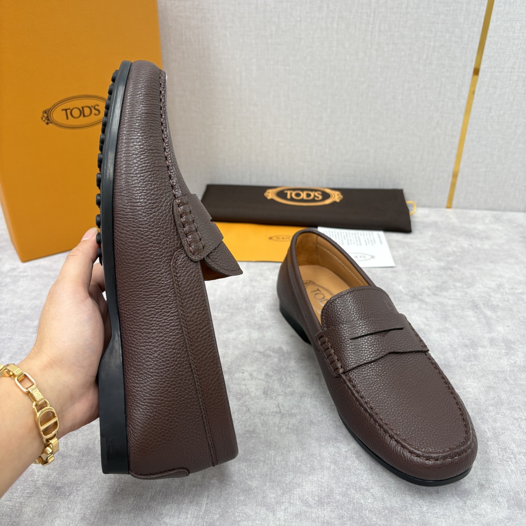 💋💍TOD*S 托德-斯 新品豆豆底乐福鞋系列 意式匠心与舒适美学的融合 TOD*S 作为意大利奢华皮具