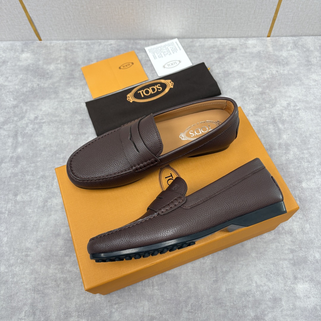 💋💍TOD*S 托德-斯 新品豆豆底乐福鞋系列 意式匠心与舒适美学的融合 TOD*S 作为意大利奢华皮具