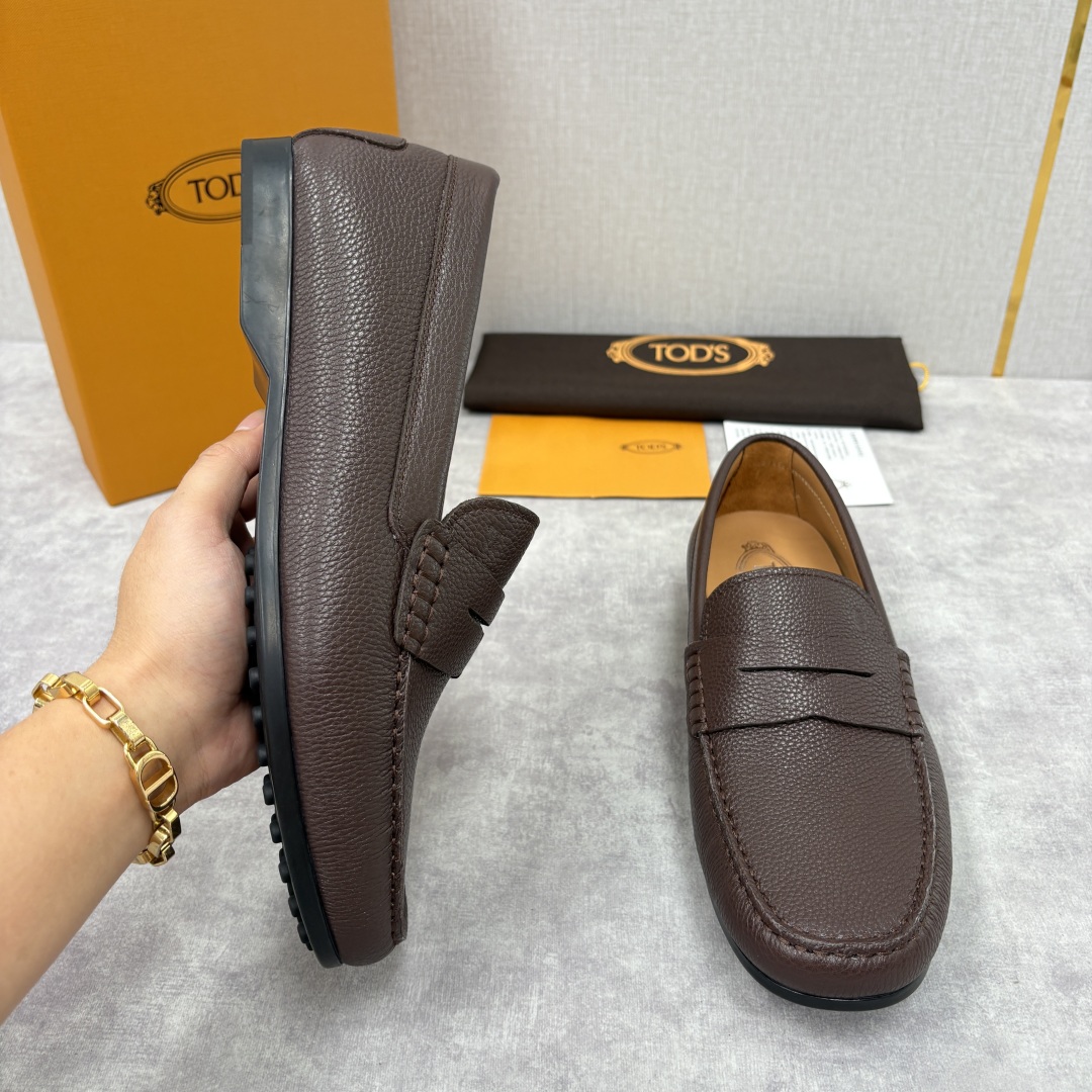 💋💍TOD*S 托德-斯 新品豆豆底乐福鞋系列 意式匠心与舒适美学的融合 TOD*S 作为意大利奢华皮具