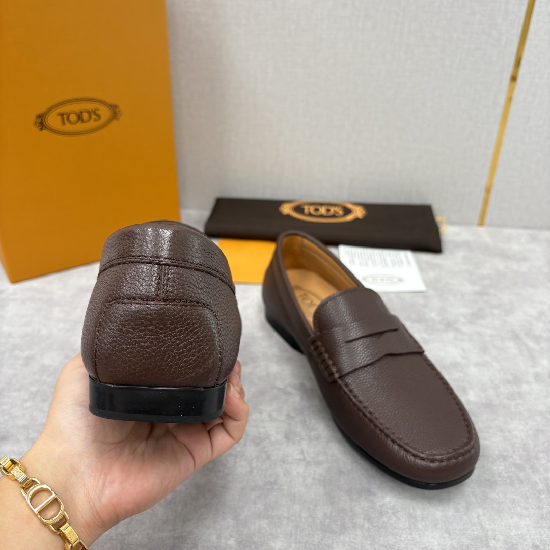 💋💍TOD*S 托德-斯 新品豆豆底乐福鞋系列 意式匠心与舒适美学的融合 TOD*S 作为意大利奢华皮具