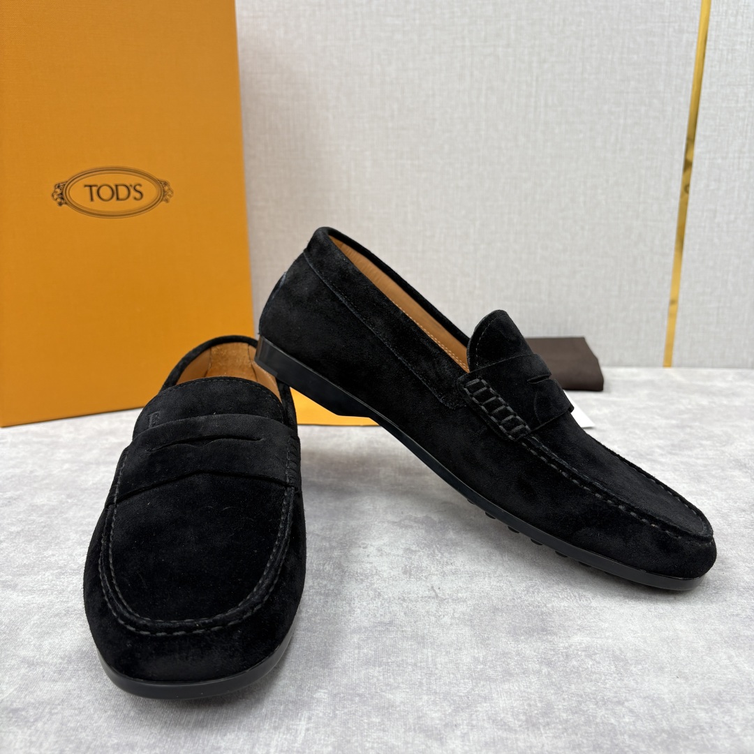 💋💍TOD*S 托德-斯 新品豆豆底乐福鞋系列 意式匠心与舒适美学的融合 TOD*S 作为意大利奢华皮具