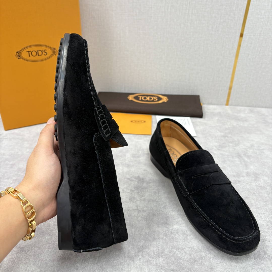 💋💍TOD*S 托德-斯 新品豆豆底乐福鞋系列 意式匠心与舒适美学的融合 TOD*S 作为意大利奢华皮具