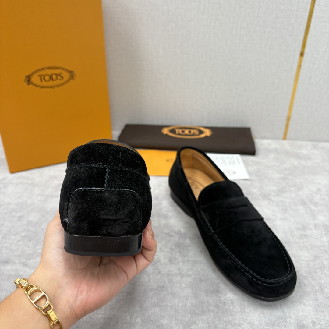 💋💍TOD*S 托德-斯 新品豆豆底乐福鞋系列 意式匠心与舒适美学的融合 TOD*S 作为意大利奢华皮具