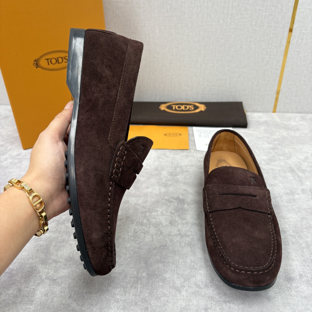 💋💍TOD*S 托德-斯 新品豆豆底乐福鞋系列 意式匠心与舒适美学的融合 TOD*S 作为意大利奢华皮具
