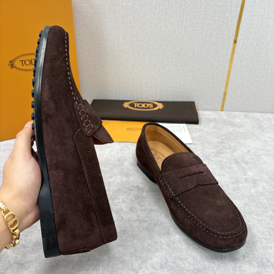 💋💍TOD*S 托德-斯 新品豆豆底乐福鞋系列 意式匠心与舒适美学的融合 TOD*S 作为意大利奢华皮具