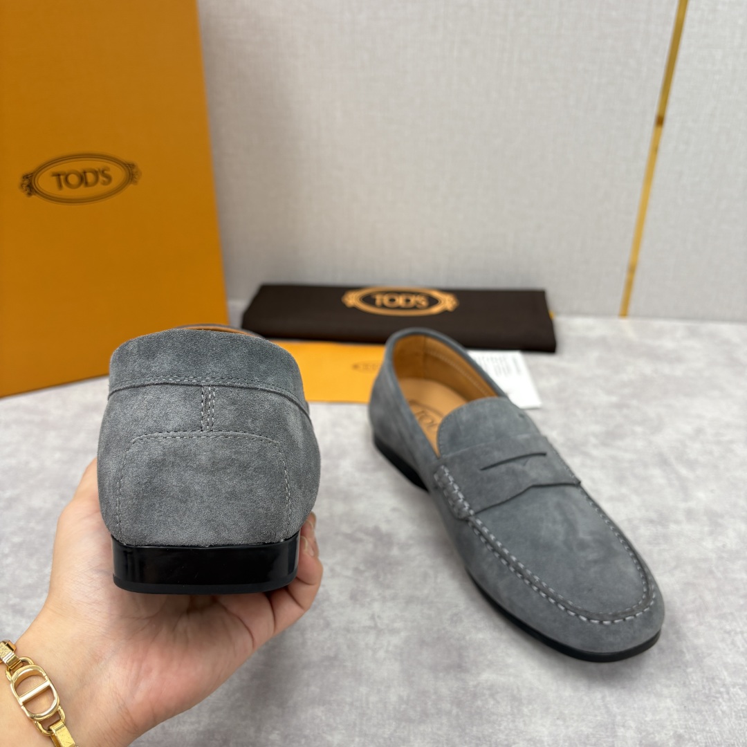 💋💍TOD*S 托德-斯 新品豆豆底乐福鞋系列 意式匠心与舒适美学的融合 TOD*S 作为意大利奢华皮具
