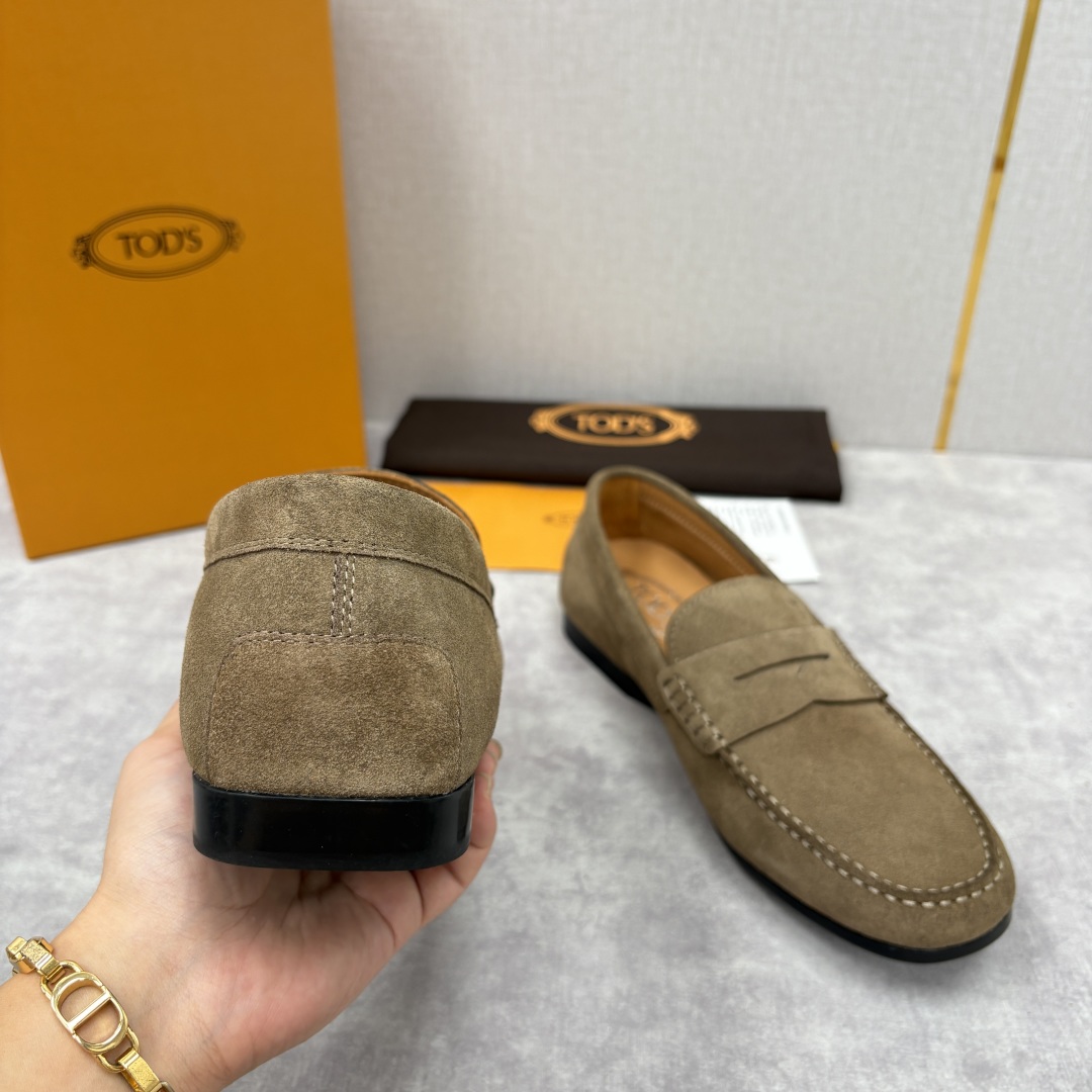 💋💍TOD*S 托德-斯 新品豆豆底乐福鞋系列 意式匠心与舒适美学的融合 TOD*S 作为意大利奢华皮具
