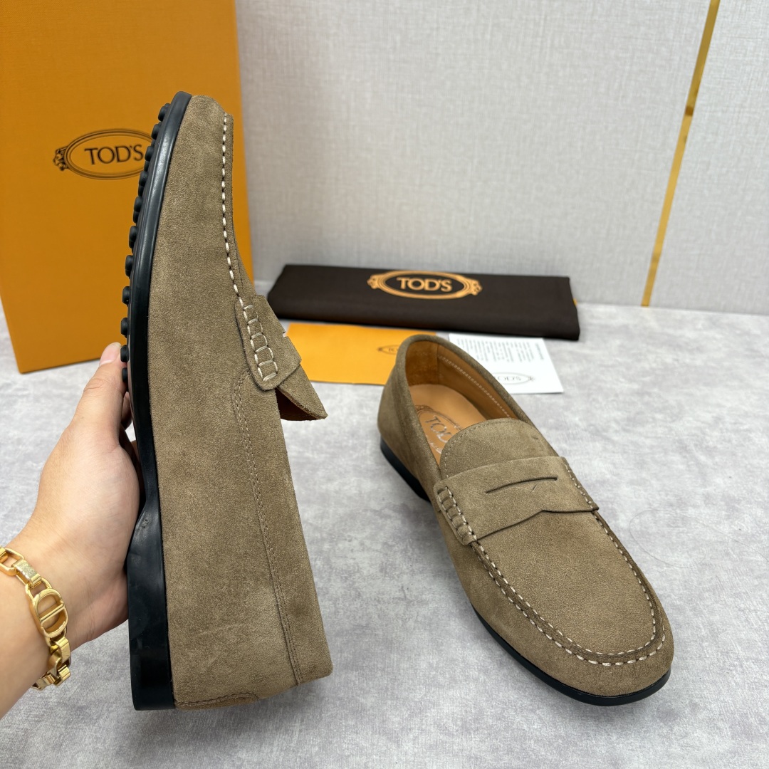 💋💍TOD*S 托德-斯 新品豆豆底乐福鞋系列 意式匠心与舒适美学的融合 TOD*S 作为意大利奢华皮具