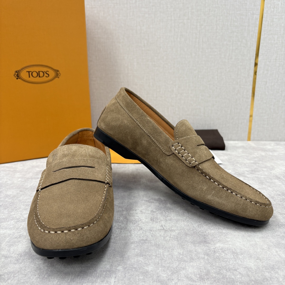 💋💍TOD*S 托德-斯 新品豆豆底乐福鞋系列 意式匠心与舒适美学的融合 TOD*S 作为意大利奢华皮具