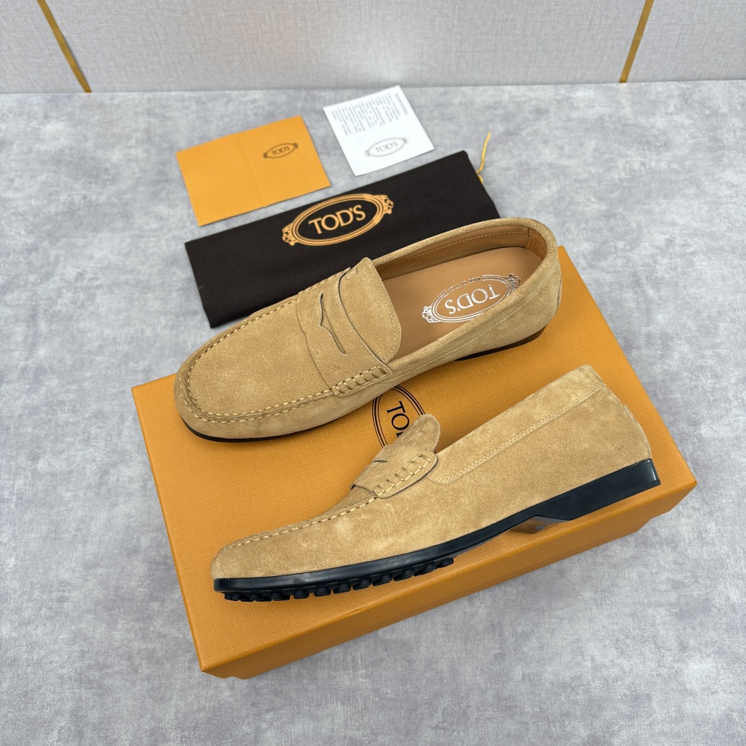 💋💍TOD*S 托德-斯 新品豆豆底乐福鞋系列 意式匠心与舒适美学的融合 TOD*S 作为意大利奢华皮具