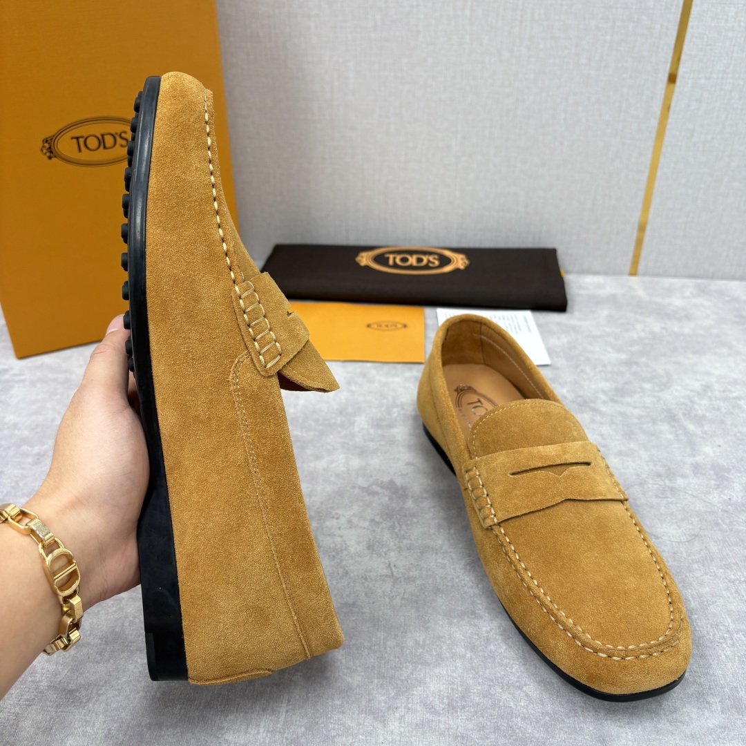 💋💍TOD*S 托德-斯 新品豆豆底乐福鞋系列 意式匠心与舒适美学的融合 TOD*S 作为意大利奢华皮具