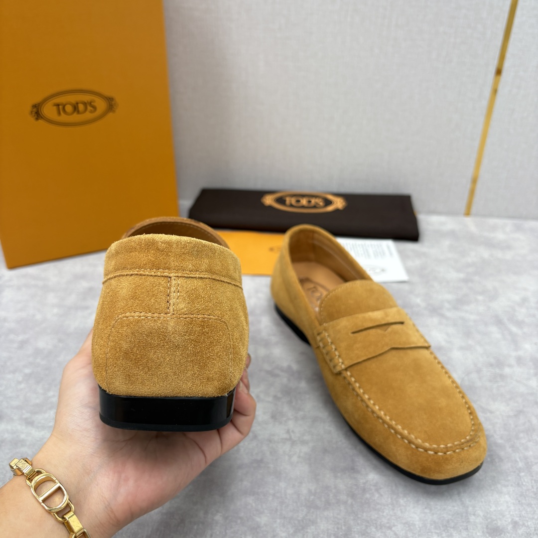 💋💍TOD*S 托德-斯 新品豆豆底乐福鞋系列 意式匠心与舒适美学的融合 TOD*S 作为意大利奢华皮具