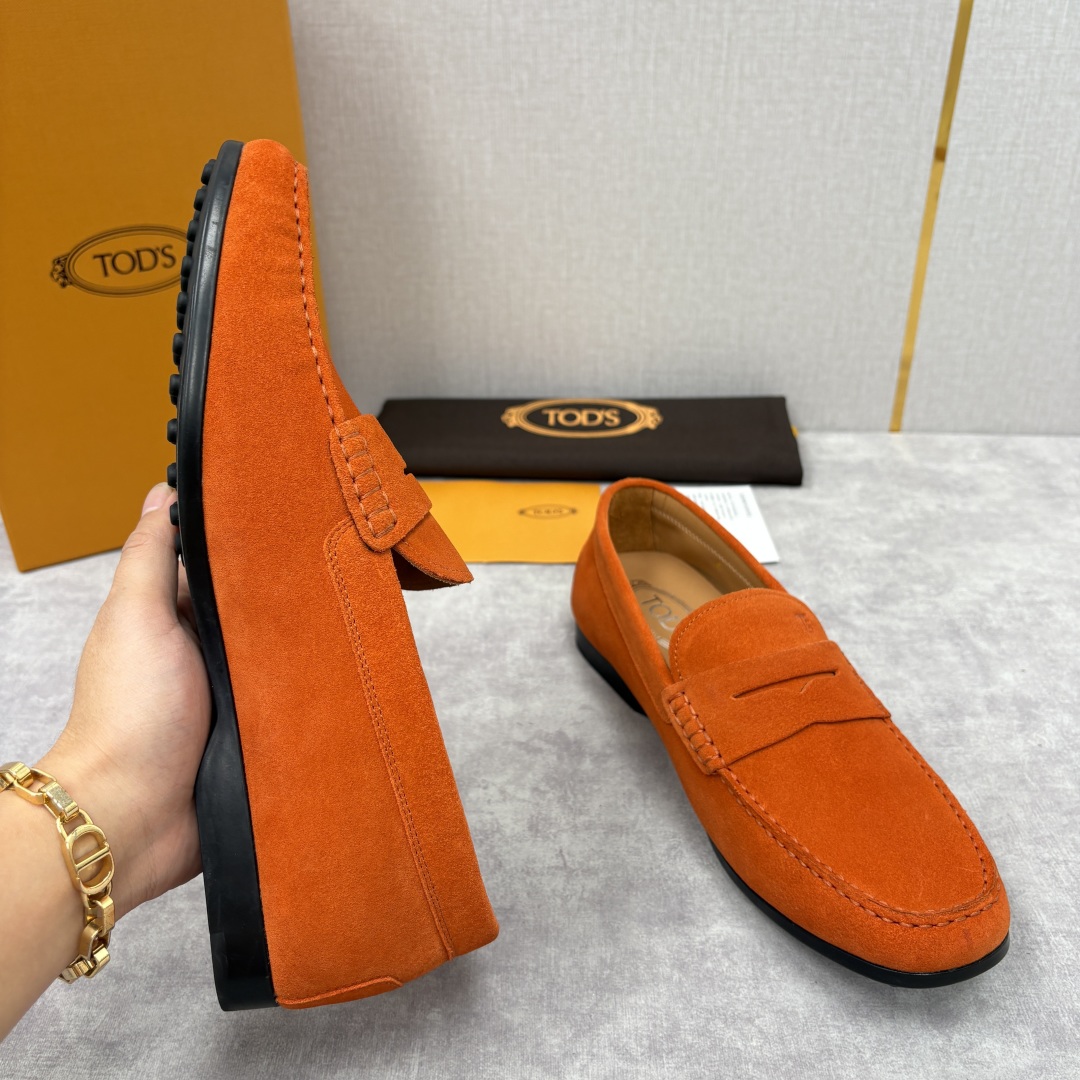 💋💍TOD*S 托德-斯 新品豆豆底乐福鞋系列 意式匠心与舒适美学的融合 TOD*S 作为意大利奢华皮具