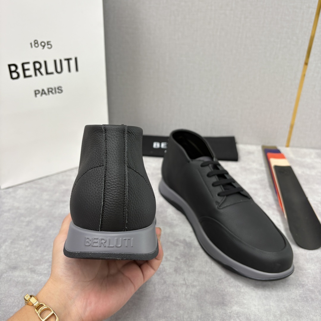 💋💍Berlut* 布鲁提 独家新品 推出Echappée 系列漫步鞋履 官方 10,400 全新的的非