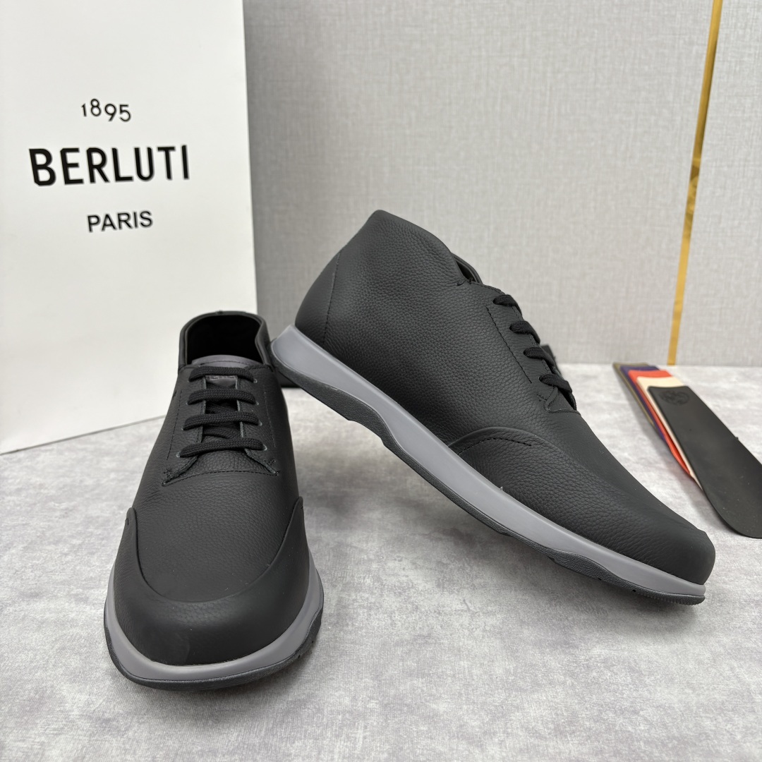 💋💍Berlut* 布鲁提 独家新品 推出Echappée 系列漫步鞋履 官方 10,400 全新的的非