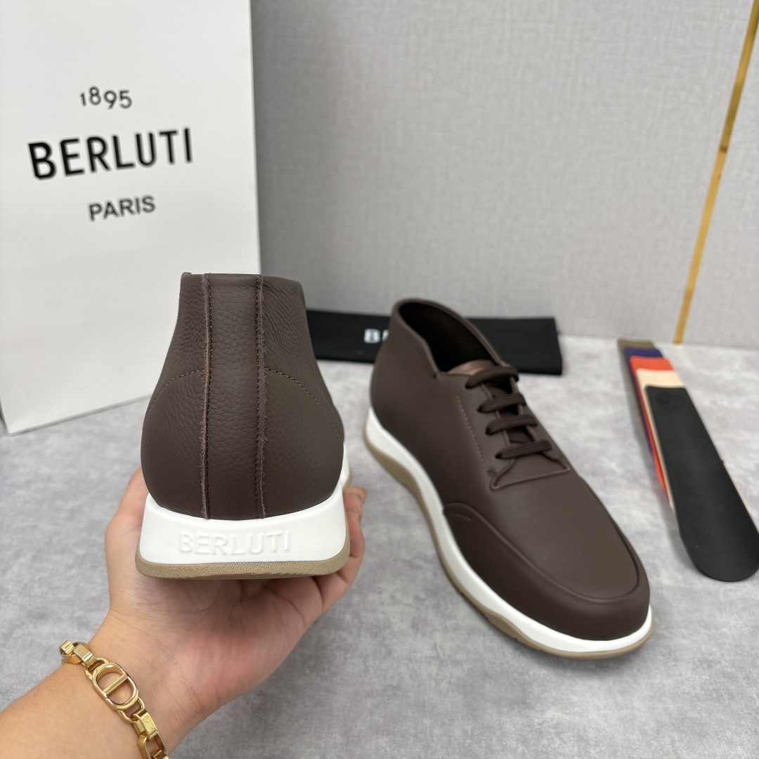 💋💍Berlut* 布鲁提 独家新品 推出Echappée 系列漫步鞋履 官方 10,400 全新的的非