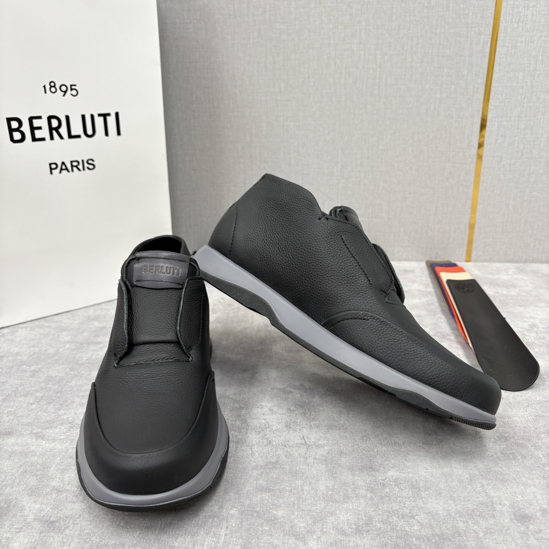 💋💍Berlut* 布鲁提 独家新品 推出Echappée 系列漫步鞋履 官方 10,400 全新的的非